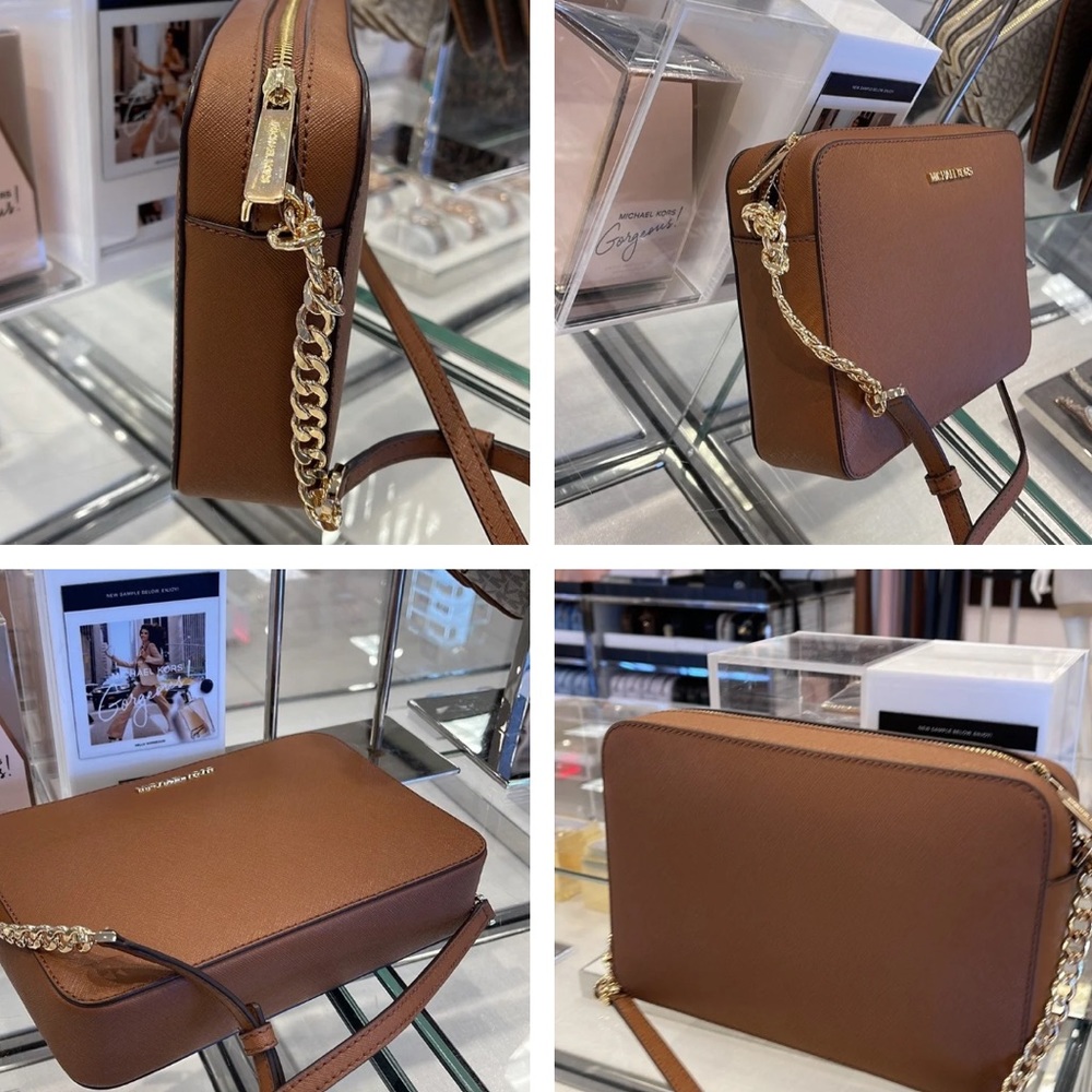 MICHAEL KORS
Jet Set Large Saffiano Leather Crossbody Bag Luggage color NWT - Picture 16 of 16